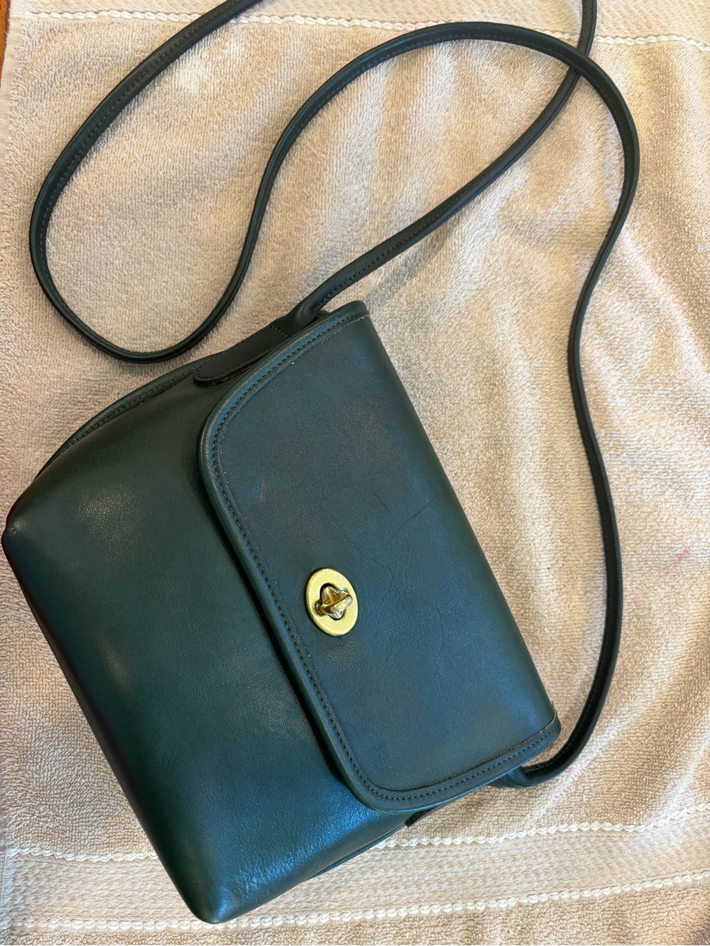 Vintage Coach Bottle Green Quincey Style 9919, from 1993